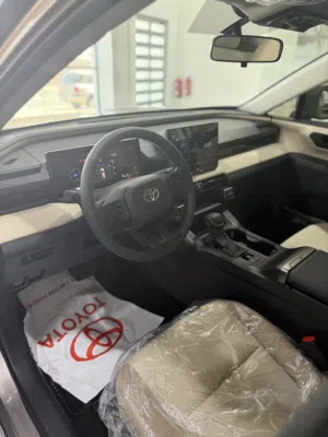 Toyota RAV4 2026 سيارة تجمع بين القوة والراحة والتوفير في استهلاك الوقود