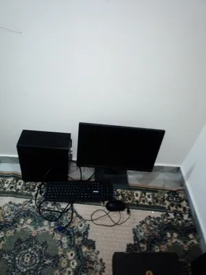 كمبيوتر مستعمل للبيع المواصفات في الشاشة