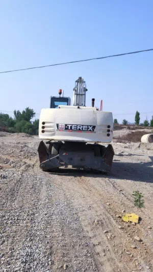 Excavator 2016 for Sale