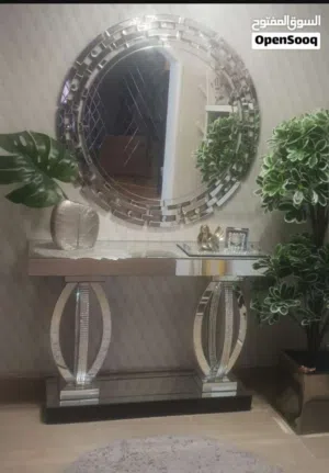 منظرة وطاولة مدخل