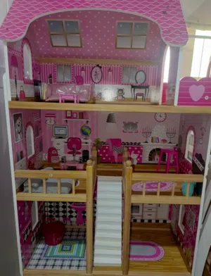 بيت باربي كبير