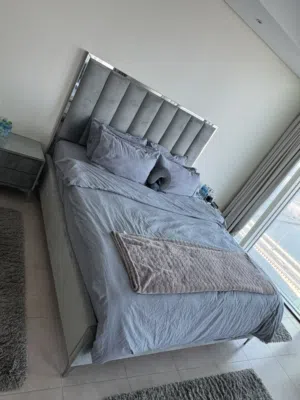 غرفتين نوم كاملة  Two (2) complete bedrooms