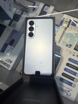 Samsung Galaxy S26 256 GB in Salt
