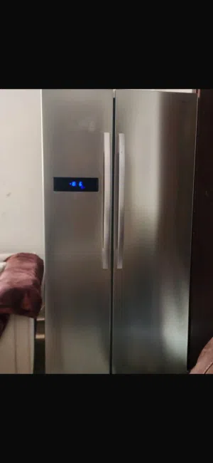 ثلاجة باناسونيك كبيرة بابين حجم كبير بحالة ممتازة
