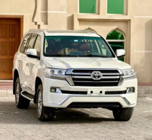 تويوتا لاندكروزر GXR ثمان سلندر V8موديل 2021 خليجي بحالة ممتازة