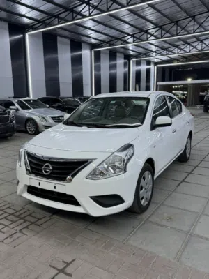 Nissan Sunny 2024