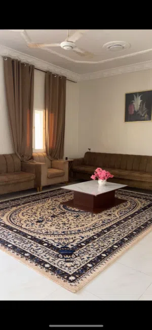 300 m2 3 Bedrooms Townhouse for Rent in Al Sharqiya Ja'alan Bani Bu Ali