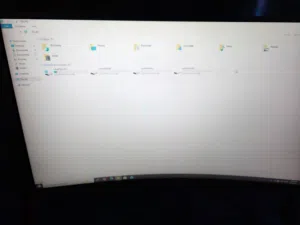 كمبيوتر كيمنك مع شاشه منحنيه  معالج amd ryzen 5 3400g كارت شاشة rtx 1650 4g رامات عدد 16g rbg