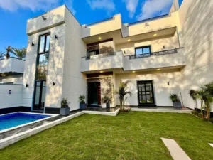 300 m2 4 Bedrooms Villa for Sale in Alexandria Amreya