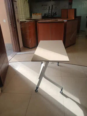 comuter folding table
