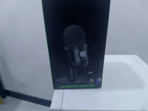 مايك نضيف.