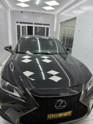 Used Lexus ES in Al Batinah