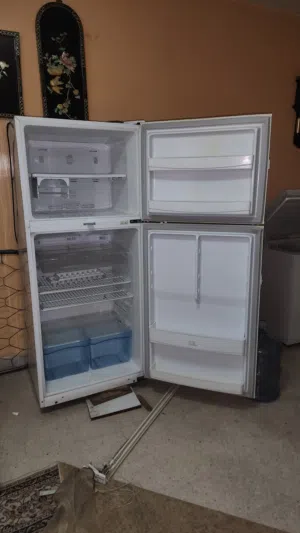 ثلاجة دايو بحالة الوكالة