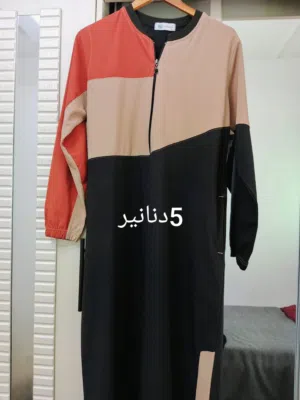 ملابس ستاتي متنوعه الاسعار موجوده في الصوره قابل للتفاوض بحاله ممتازه جدا جديده
