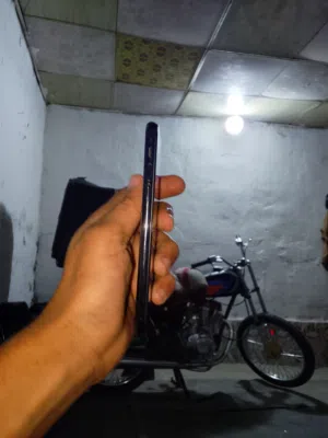 اكس نضيف مبدل بطايه الكواله مالته ذاكره 265جعاز نضيف وبي فقط فطر خفيف بشاشه وشاشه الكواله مالته