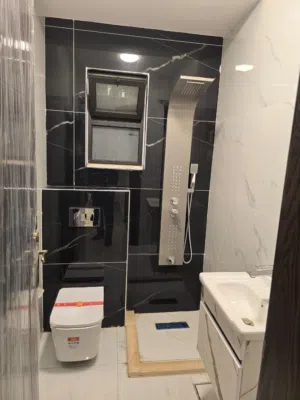 200 m2 Studio Apartments for Sale in Amman Daheit Al Ameer Hasan