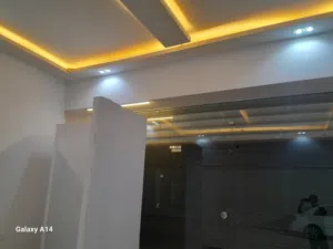 محل للإيجار فينسيا2