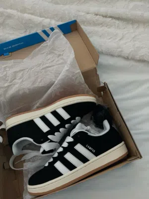 Adidas Campus  جديد بدون كرتونة
