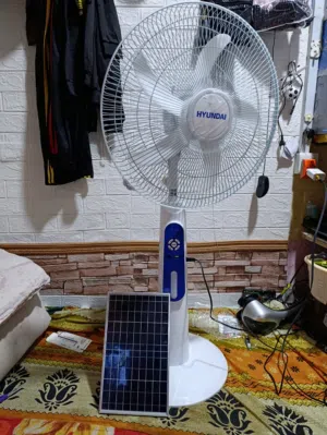 مروحه كهربائي تعمل بالبطاريه و الطاقه الشمسيه