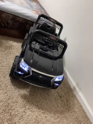 سيارة اطفال لعمر من عمر 2-8 سنين