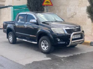 Used Toyota Hilux in Amman