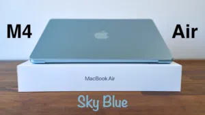 Apple MacBook Air M4 sky blue