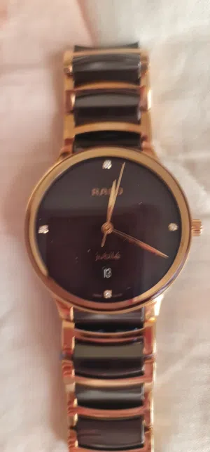 رادو سنتركس سيراميك فيها حبات الماس