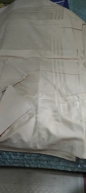 مفرش سفرة معة 12 فوطة سفرة مقاس كبير 260×140سم