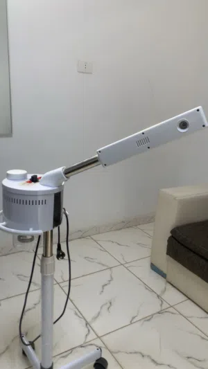 مكينة بخار لتنظيف الوجه