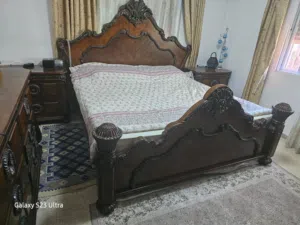 غرفة نوم اثاث اماراتي فاخر جودة عالية جدا