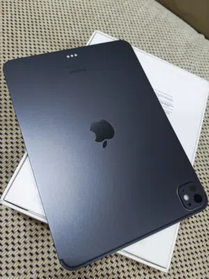 ايباد برو حجم 11 M4