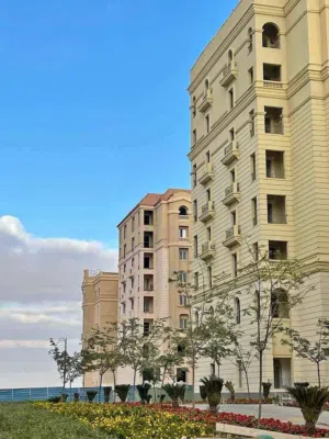 شقة متشطبة للبيع في كمبوند New Garden City العاصمة الإدارية