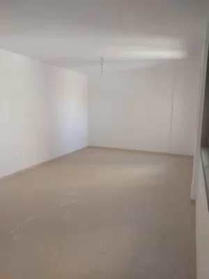 شقه للايجار ديلوكس قرب مصنع اللالا