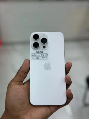 iPhone 16 pro max -256 GB - 100% BH - Fine and neat phone - warranty October 2026