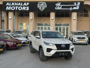 تويوتا الدفع الرباعي فورتشنر ديزل 2021