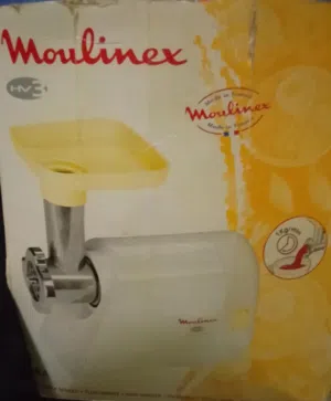 فرامة لحم مونيليكس مع ماكينة تحضير القهوه العربيه مستعمله