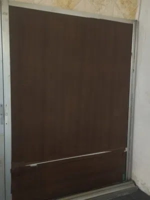 باب ألمنيوم للبيع
