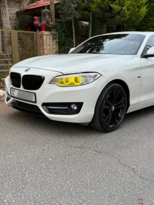 موجودة في الاردن لنهاية 6 وارد وكالة BMWدبي 220i بحالة الوكالة فئة sport line صيانة كاملة في الاردن.