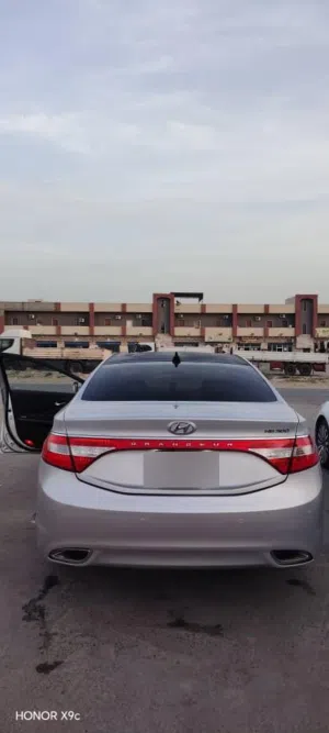 Used Hyundai Azera in Tripoli