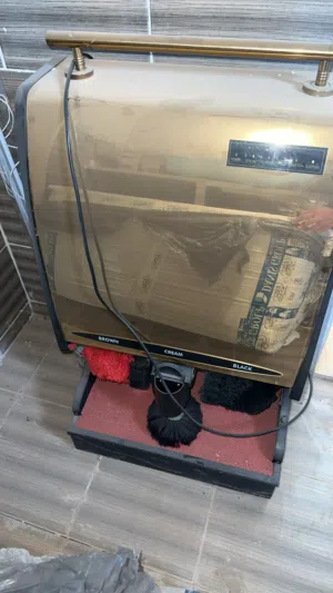 مكينه تنظيف احذيه جديده