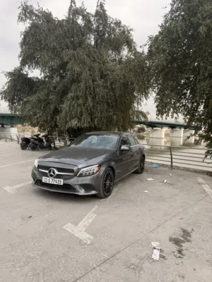 مارسدس 2021 للبيع c 300
