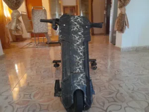 هذه دراجه هوائيه للسرعه