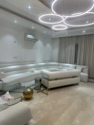 سوفا بيضه white sofa