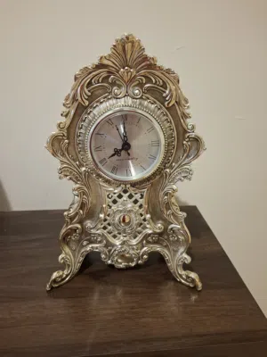 ساعات  للبيع