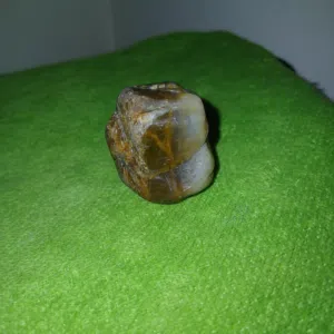 حجر عقيق للبيع