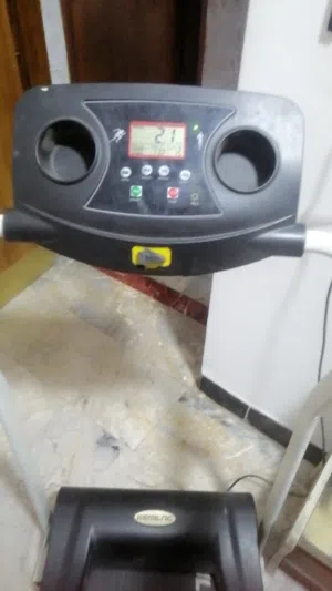 جهاز مشي كهربائي (Treadmill) للبيع