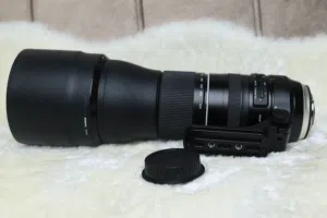 عدسة 150/600 الغنية عن التعريف قمة فالنظافة كانّها جديدة  لمحبين الرياضة. الطيور والاشياء عن بعد