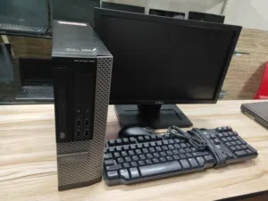 Core i7 Dell with monitor 20 inch 8 gb ram 120 gb ssd 500 gb hdd