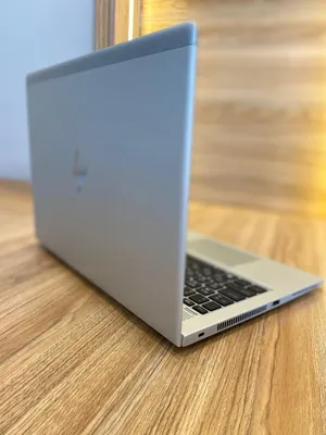 HP . Windows . 14" . Used3