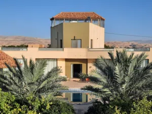 4 Bedrooms Farms for Sale in Salt South Shuna